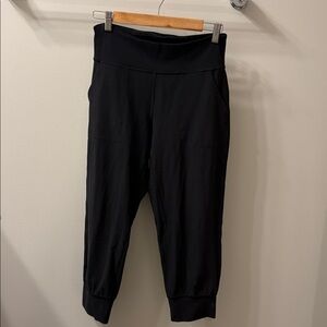 Lululemon Align Cropped Joggers
